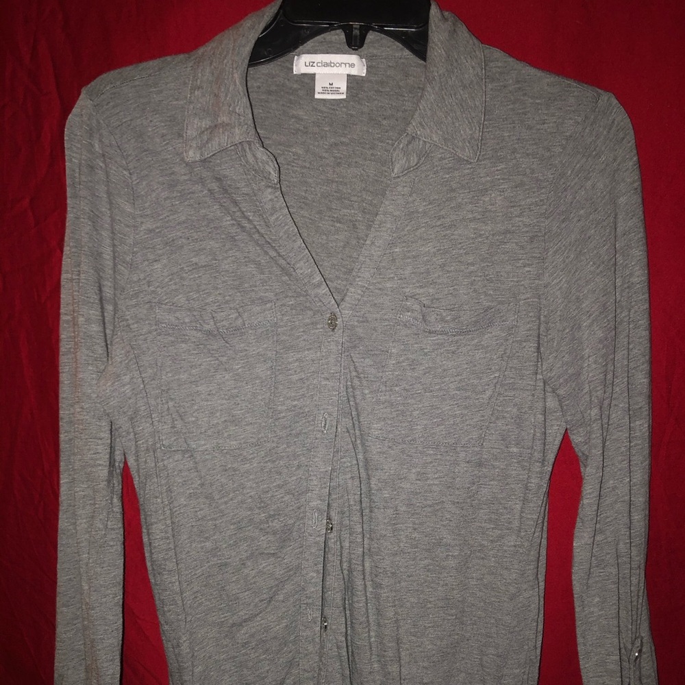 Quarter sleeve button down - V neck